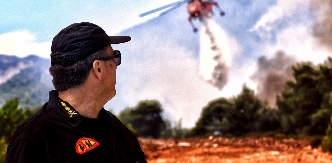 B1joGprE7_1256x620__1