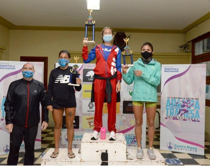 Podio-21K-damas403241f5