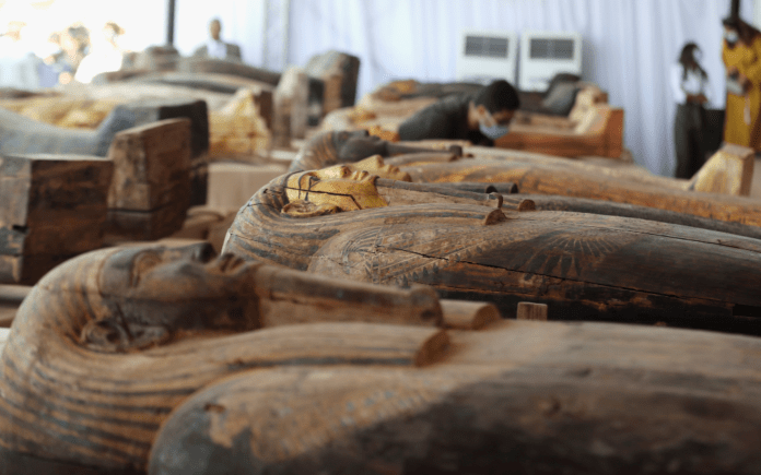 sarcofagos-696x435 (1)