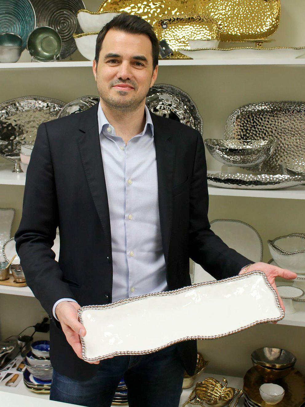 XJBL4J6CEVGTRACAV4VUED3VX4