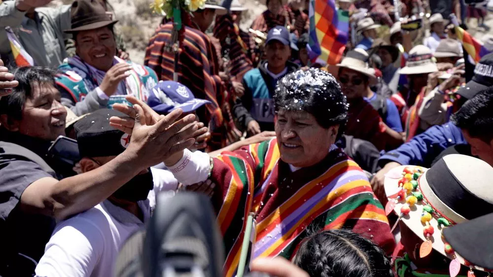 multimedia.normal.a2c440193eead77c.536572656d6f73204d696c6c6f6e65732c20656c2066696c6d20736f627265205f6e6f726d616c2e77656270