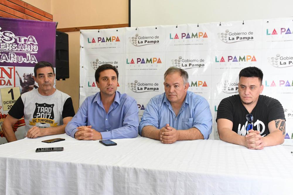 238014_resize-of-gus_0925