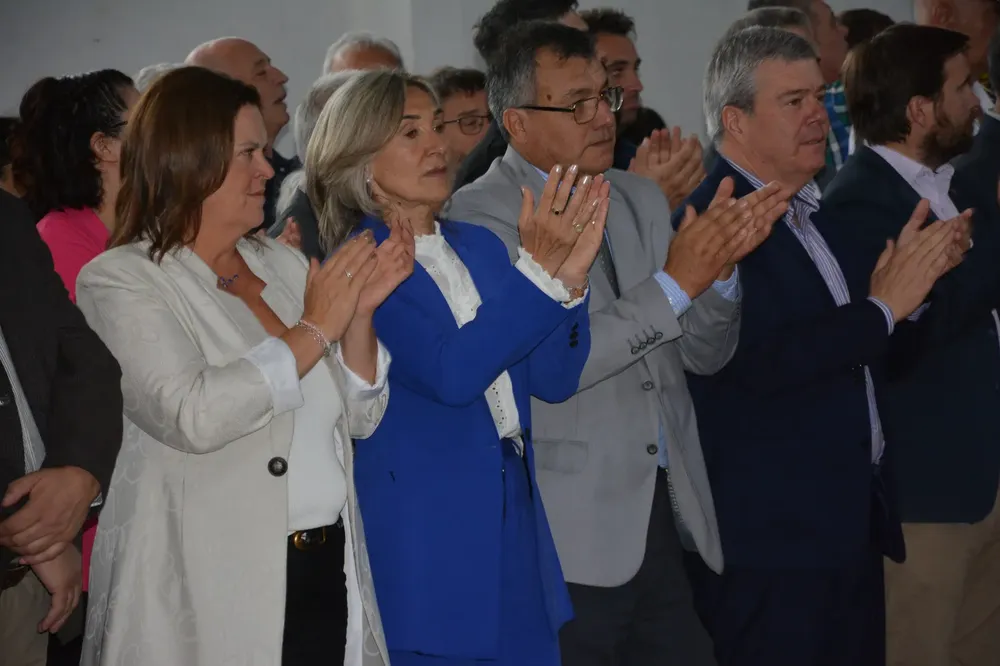 300103_whatsapp-image-2025-11-11-at-12.03.36