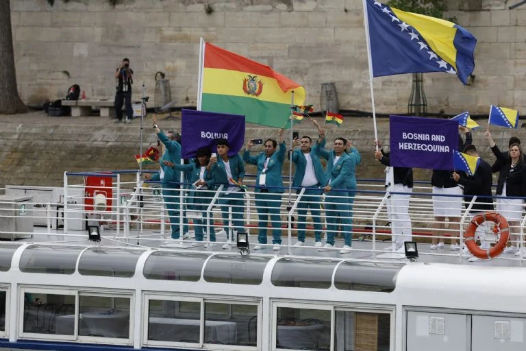 f768x1-1629325_1629452_5050