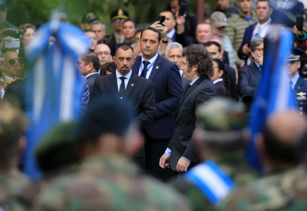 multimedia.grande.b2bf7332bb547320.TWlsZWkgZW4gTWFsdmluYXMgMyBieSBuYV9ncmFuZGUud2VicA==