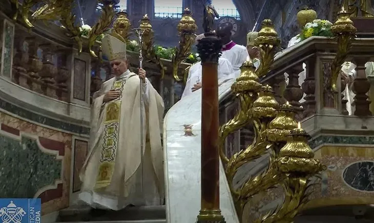 leon-xiv-captura-entronizacion-3jpg