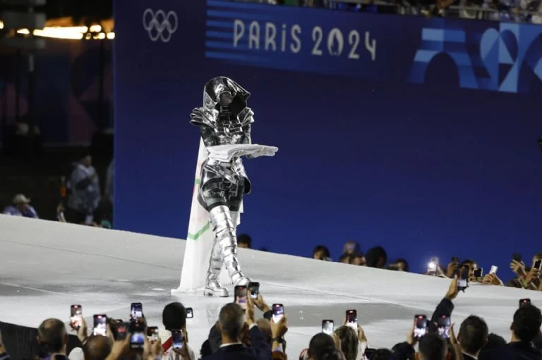 f768x1-1629391_1629518_5050