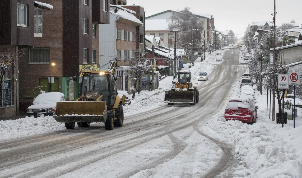 caidas-de-nieve-de-hasta___ryOmTx148_0x750__2