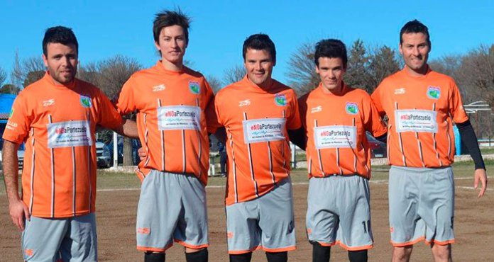 08-Hermanos-FUTBOLEROSfbc8f358