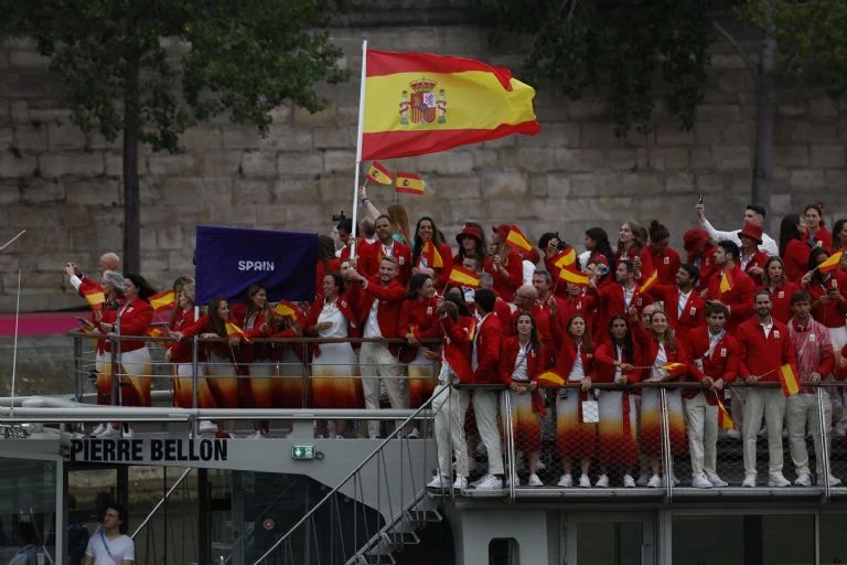 f768x1-1629322_1629449_15