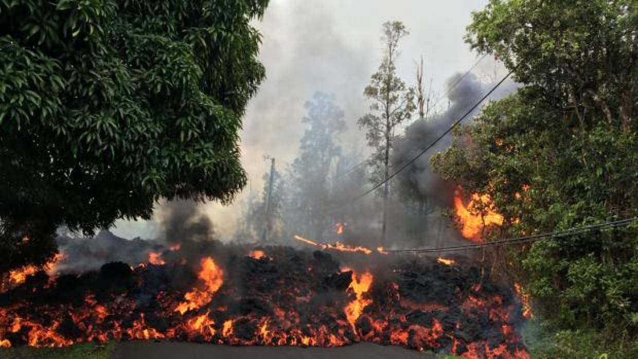 kilauea-volcan-koX--1240x698@abc