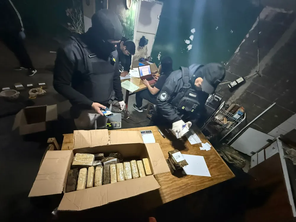 208076_whatsapp-image-2025-08-05-at-17.45.54--3-