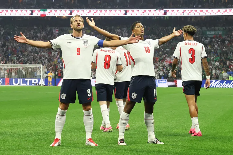 bellingham-firmo-un-doblete-mexico-tiempo-record-y-lo-festejo-junto-harry-kane-el-estadio-azteca
