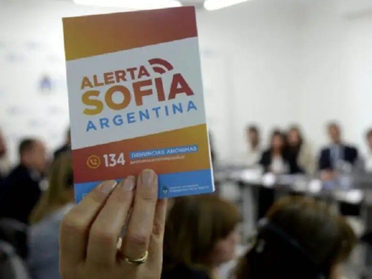 PWejBYR4Up_2000x1500__original